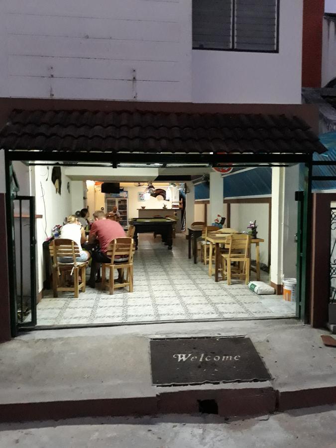 Dutch Guest House Chiang Mai Esterno foto